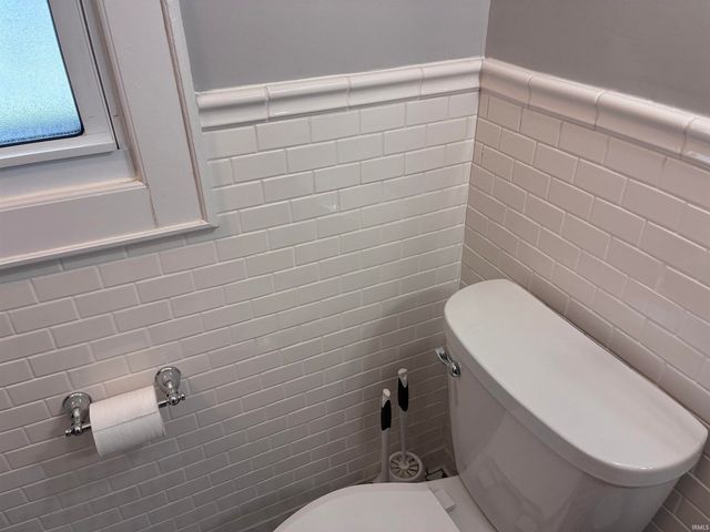 13 Wedeking Avenue, Evansville, IN 47711