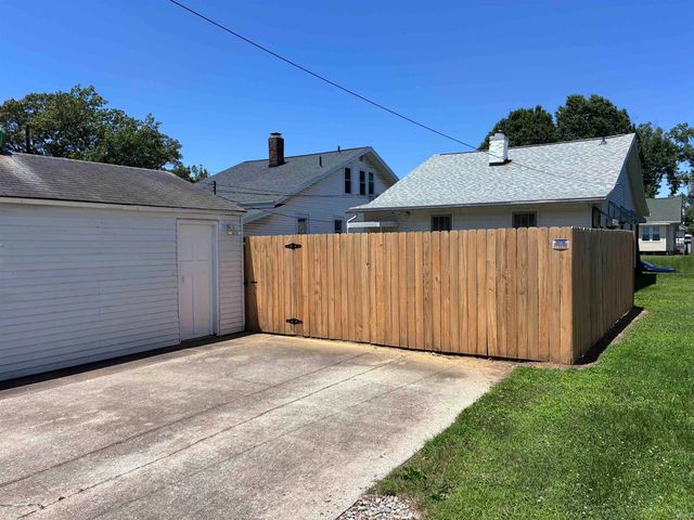 13 Wedeking Avenue, Evansville, IN 47711