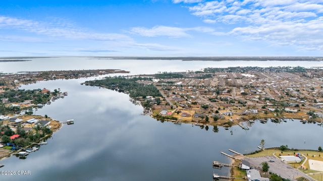 7043 Hugh Drive, Panama City, FL 32404