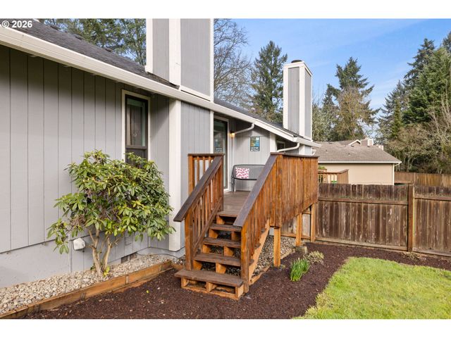 15120 Sw BARLOW Ct, Beaverton, OR 97007