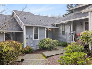 15120 Sw BARLOW Ct, Beaverton, OR 97007
