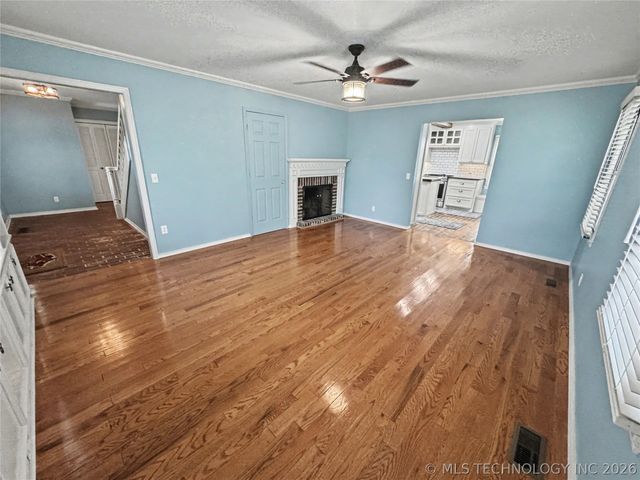 425 E Seneca Street, Tahlequah, OK 74464