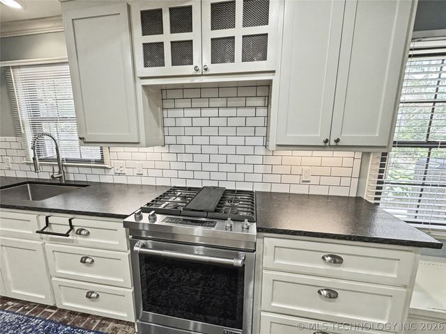 425 E Seneca Street, Tahlequah, OK 74464