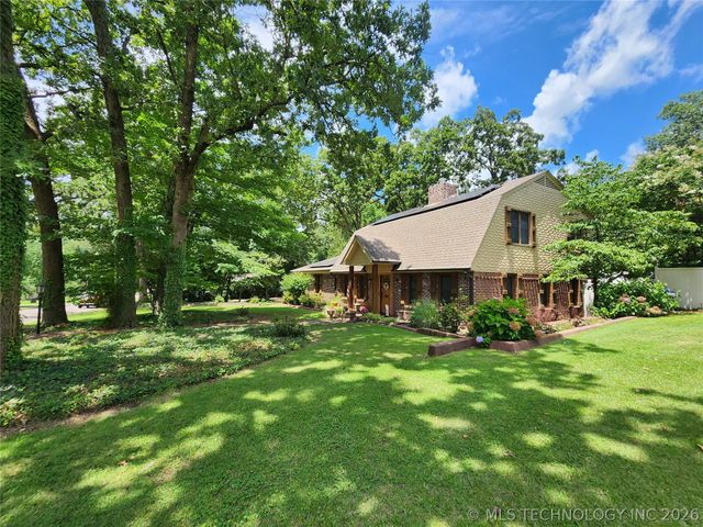 425 E Seneca Street, Tahlequah, OK 74464