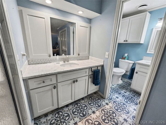 425 E Seneca Street, Tahlequah, OK 74464