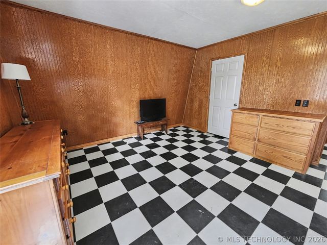 425 E Seneca Street, Tahlequah, OK 74464