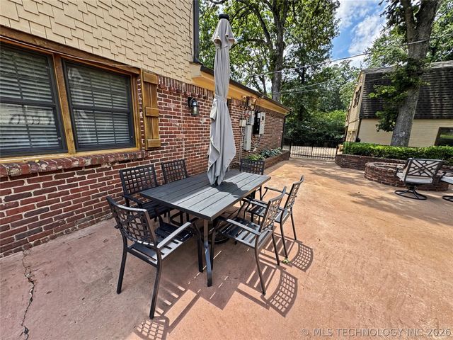 425 E Seneca Street, Tahlequah, OK 74464