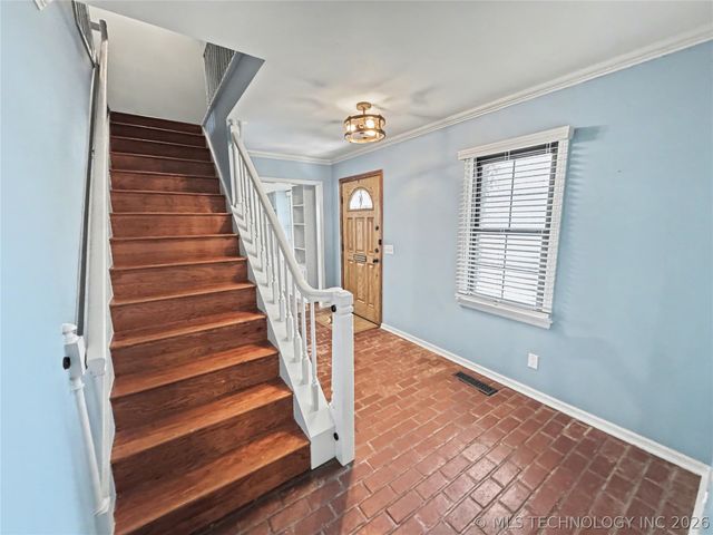 425 E Seneca Street, Tahlequah, OK 74464