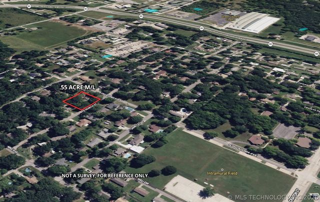 425 E Seneca Street, Tahlequah, OK 74464