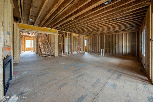 3118 Littlecote Ln, Louisville, KY 40245