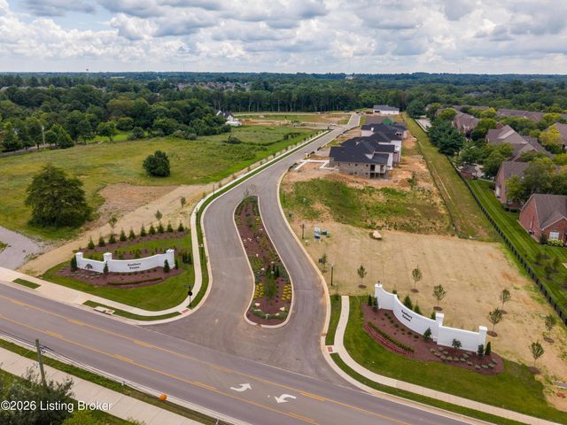 3118 Littlecote Ln, Louisville, KY 40245