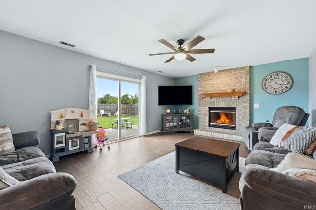 516 Wyss Ridge Drive, Fort Wayne, IN 46819