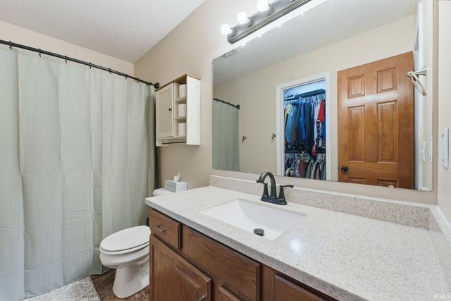 516 Wyss Ridge Drive, Fort Wayne, IN 46819