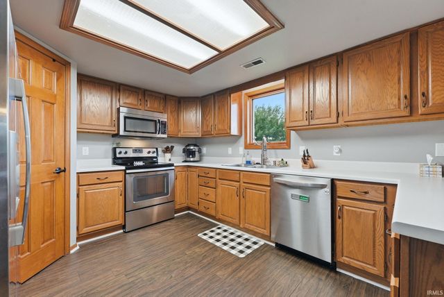 516 Wyss Ridge Drive, Fort Wayne, IN 46819