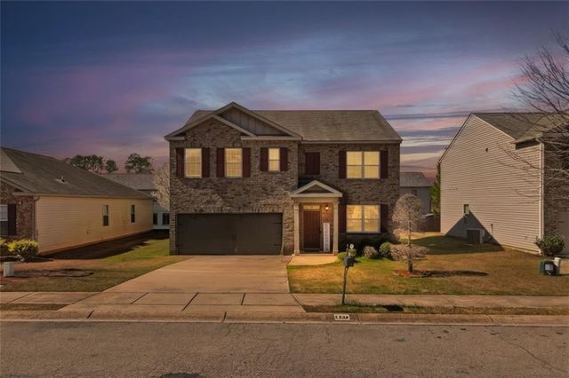 2234 Sawgrass Drive, Hampton, GA 30228