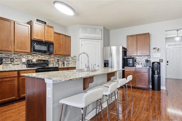 2234 Sawgrass Drive, Hampton, GA 30228