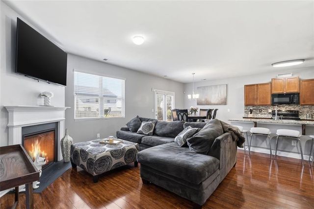 2234 Sawgrass Drive, Hampton, GA 30228