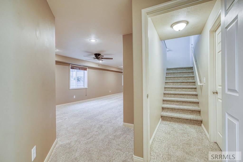 Image 34 of property listing at 2488 S Fieldstone Drive, Ammon, ID 83401