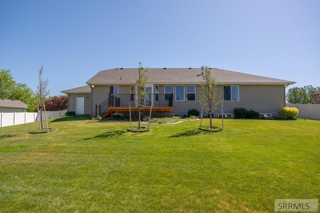 Image 57 of property listing at 2488 S Fieldstone Drive, Ammon, ID 83401
