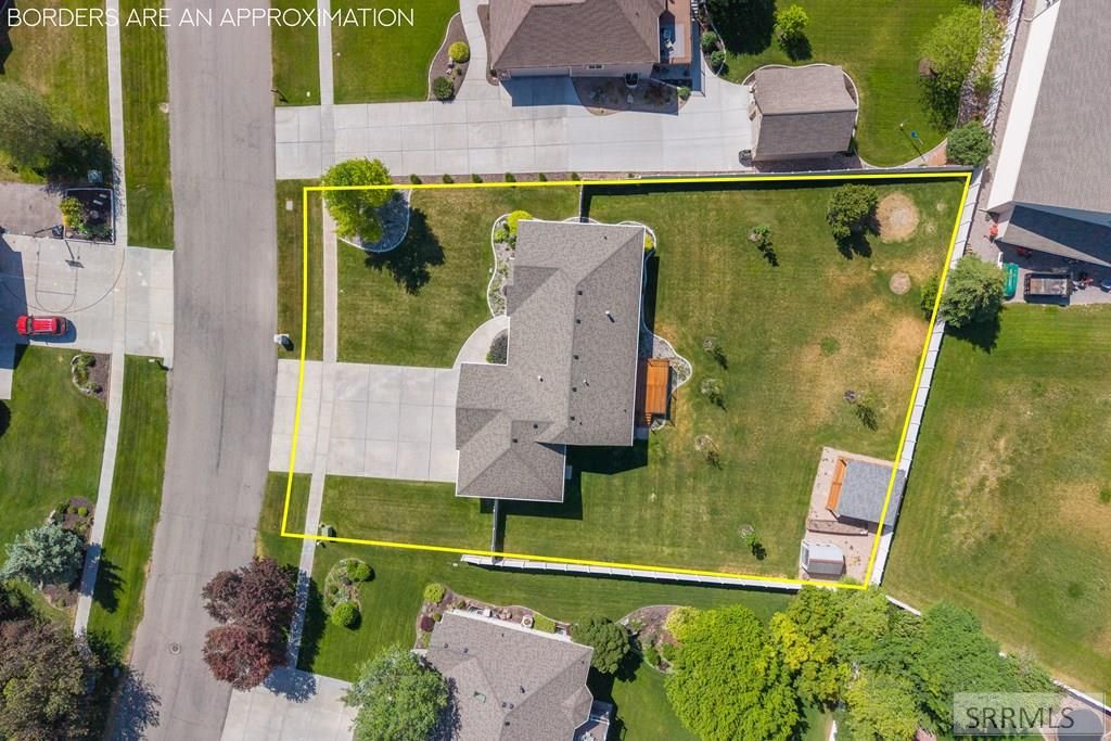 Image 63 of property listing at 2488 S Fieldstone Drive, Ammon, ID 83401