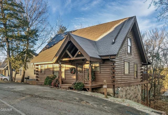 234 Alpine Mountain Way, Pigeon Forge, TN 37863