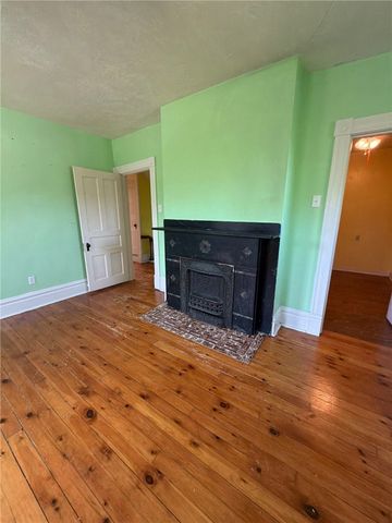 46 Elwyn Ave, Collier Twp, PA 15106