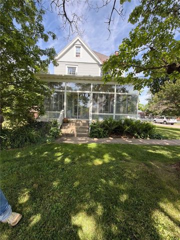 46 Elwyn Ave, Collier Twp, PA 15106