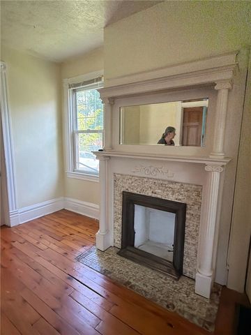 46 Elwyn Ave, Collier Twp, PA 15106