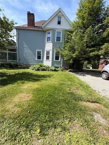 46 Elwyn Ave, Collier Twp, PA 15106