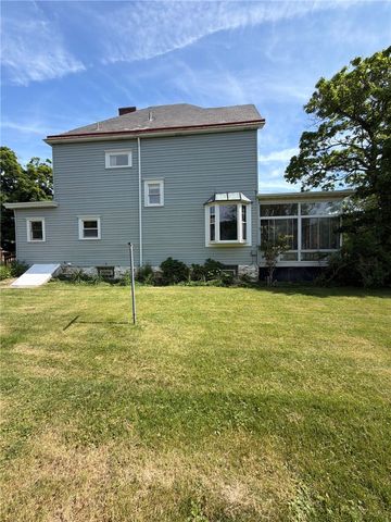46 Elwyn Ave, Collier Twp, PA 15106