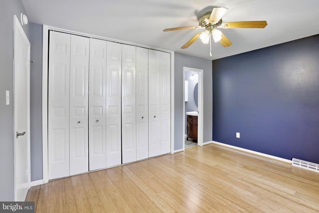 275 EVANS RUN DR, Martinsburg, WV 25405