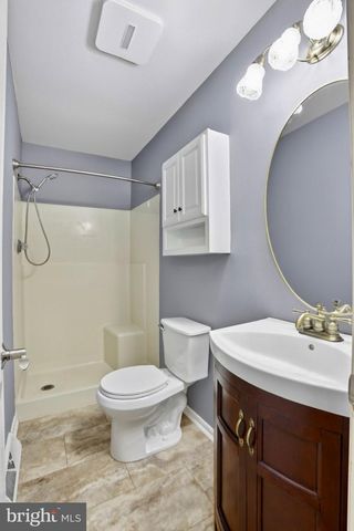 275 EVANS RUN DR, Martinsburg, WV 25405