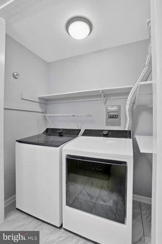 275 EVANS RUN DR, Martinsburg, WV 25405