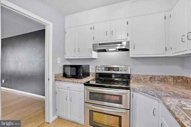 275 EVANS RUN DR, Martinsburg, WV 25405