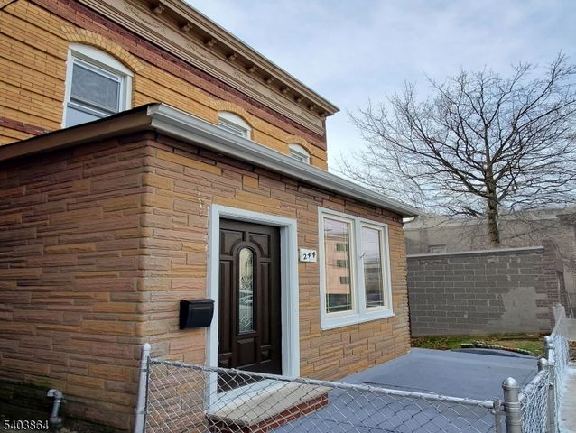 244 Lincoln Ave, Cliffside Park Boro, NJ 07010