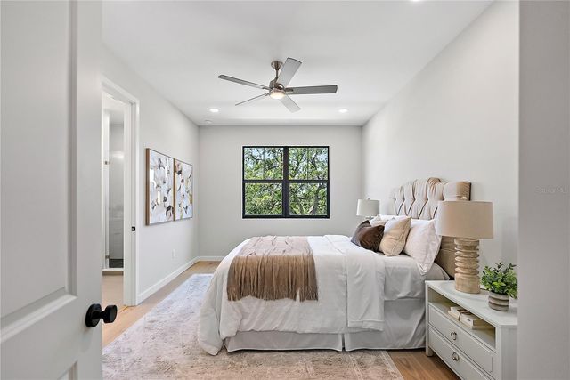 429 11TH AVENUE S, St Petersburg, FL 33701