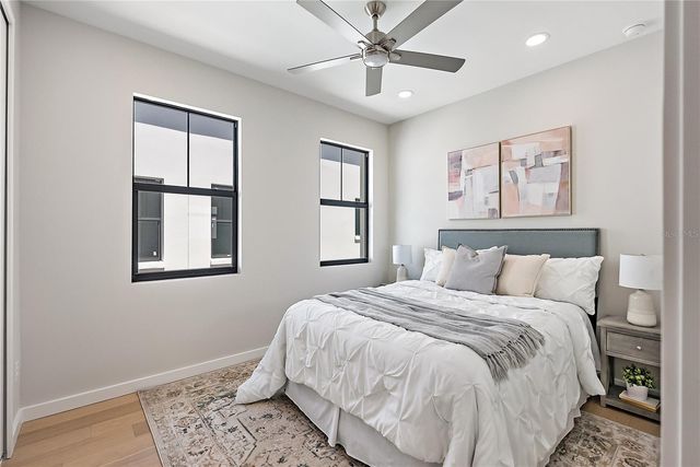 429 11TH AVENUE S, St Petersburg, FL 33701