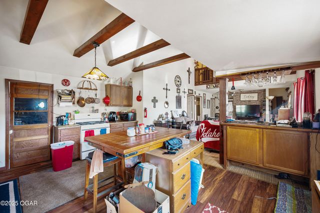 102 N Winfield Avenue, Joplin, MO 64801