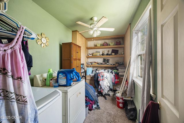 102 N Winfield Avenue, Joplin, MO 64801