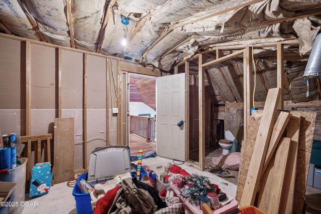 102 N Winfield Avenue, Joplin, MO 64801