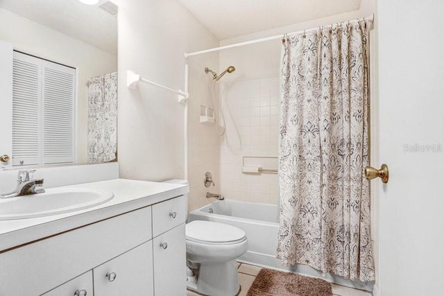2418 NEW HAVEN CIRCLE 83, Sun City Center, FL 33573