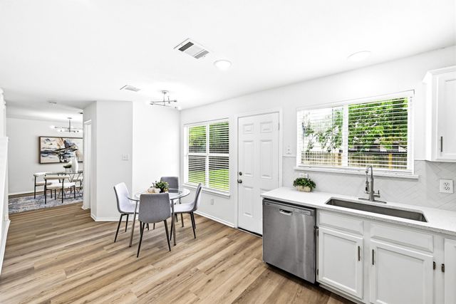 1812 Southwestern TRL, Round Rock, TX 78664