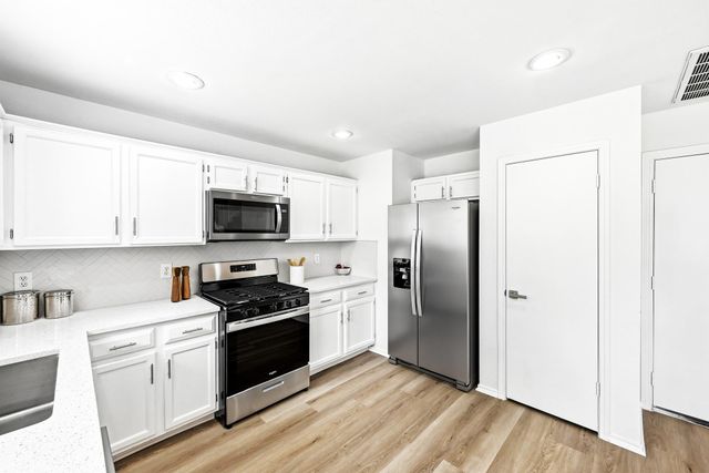 1812 Southwestern TRL, Round Rock, TX 78664