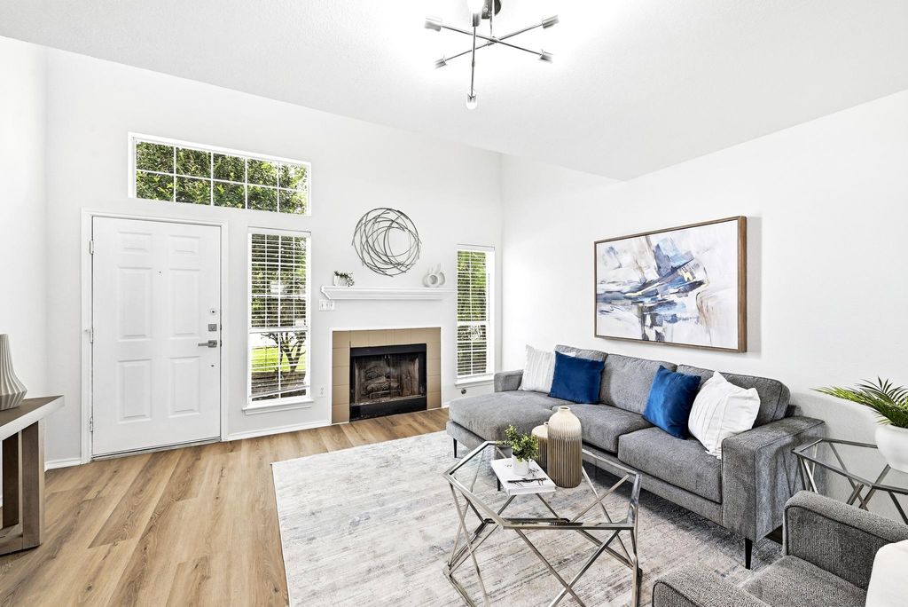 1812 Southwestern TRL, Round Rock, TX 78664