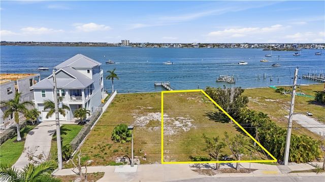 385 Estero BLVD, Fort Myers Beach, FL 33931