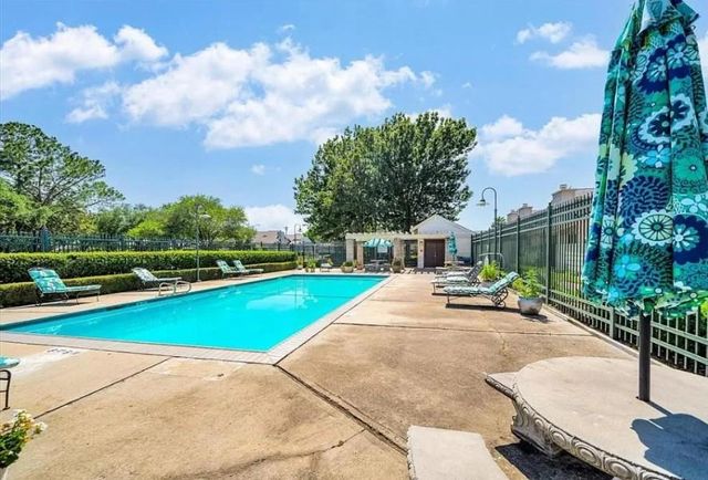 13046 Leader Street 976, Houston, TX 77072