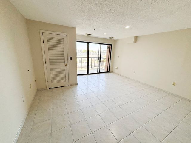 3920 Mystic Valley Parkway 410, Medford, MA 02155
