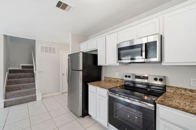 4930 S Cancun Drive, Houston, TX 77045