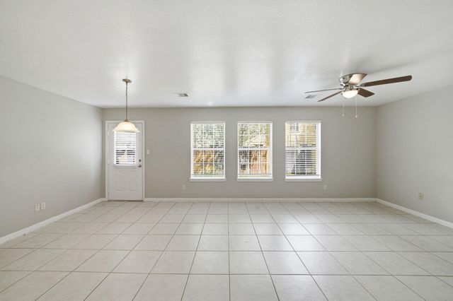 4930 S Cancun Drive, Houston, TX 77045