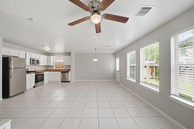 4930 S Cancun Drive, Houston, TX 77045